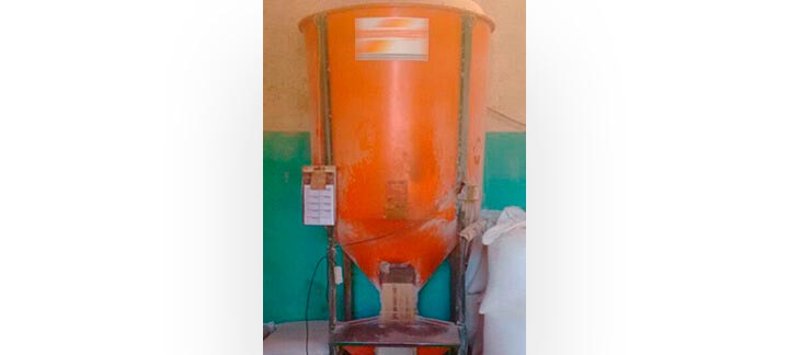 Post: Qualidade da Mistura. Imagem de um misturador de ingredientes secos